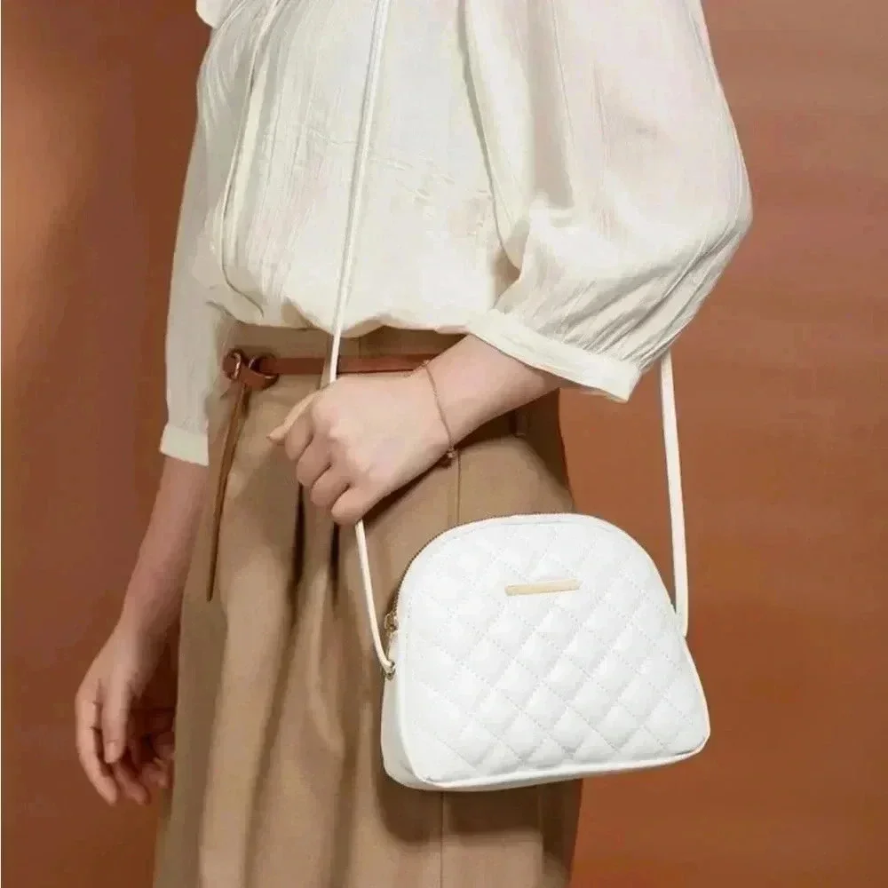 ⚠️Clearance Quilted White Dome Crossbody Bag - Picture 1 of 5
